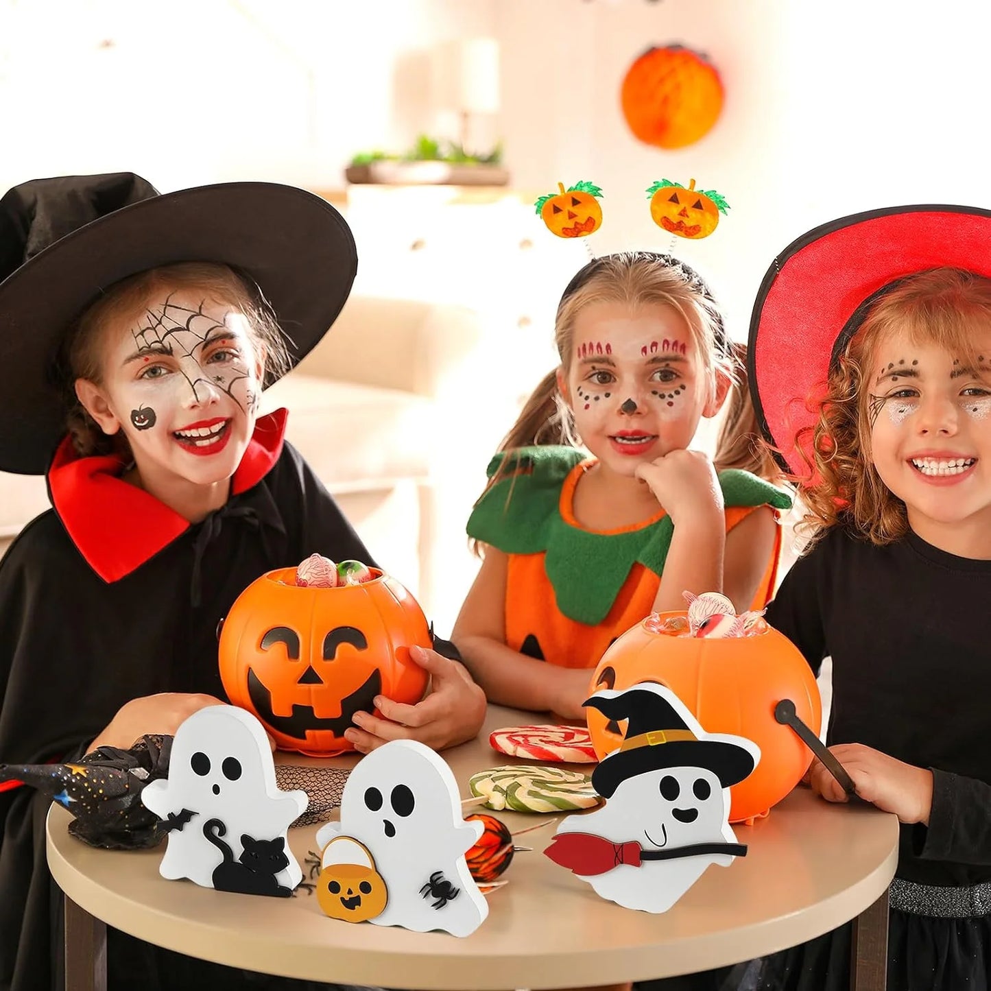 Halloween Tier Tray Decorations Cute Ghost Halloween Tabletop Decor Table Wooden Signs Table Centerpieces Rustic Farmhouse Indoor Decorations for Halloween Fall Party Home Kitchen