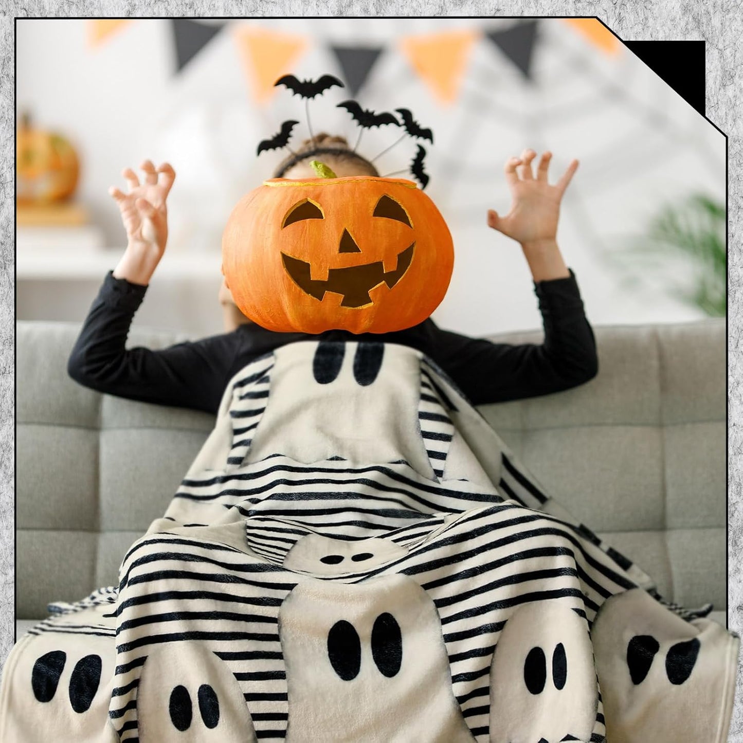 Halloween Throw Blanket Cute Rustic Ghost Flannel Blanket Farmhouse Spooky Blanket Soft Black White Striped Blanket Retro Halloween Decoration for Sofa Bed Holiday Party Gifts,50 X60
