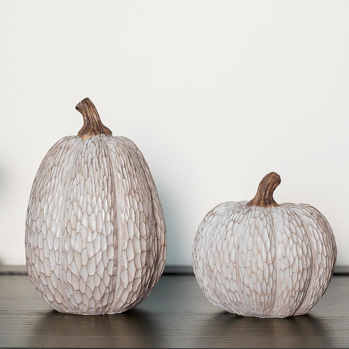 Thanksgiving Resin Pumpkins Fall Decor, Brown and White Decorative Pumpkins Figurine, Artificial Carved Faux Pumpkin Statues for Rustic Fall Tabletop Home Decor, Farmhouse, Autumn, Harvest, Wedding