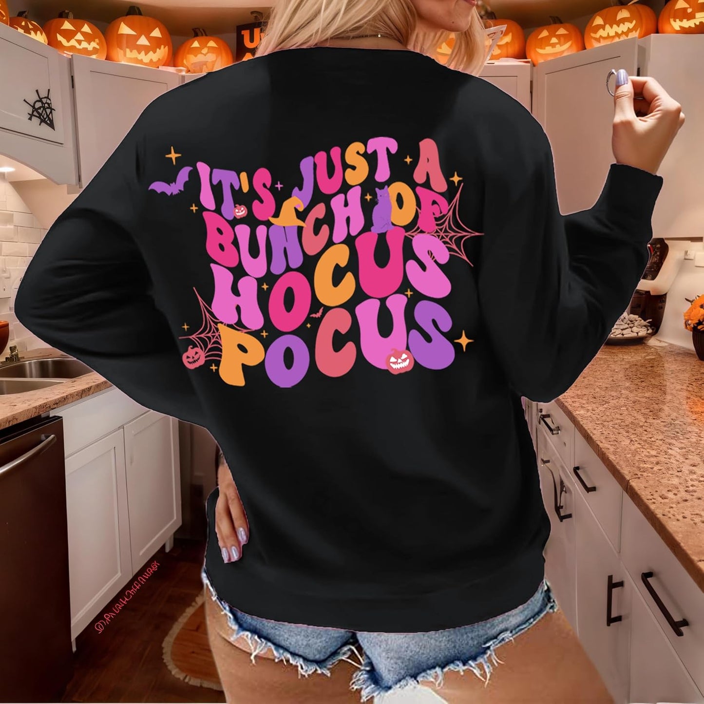 Halloween Sweatshirt for Women Witch Graphic Sweatshirts Spooky Season Crewneck Fall Pullover Tops