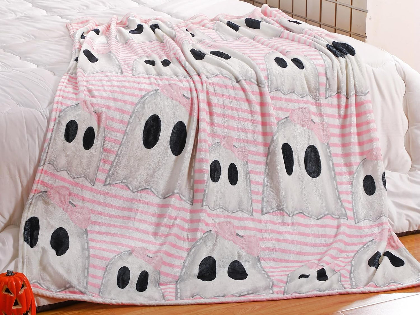 Halloween Throw Blanket Cute Rustic Ghost Flannel Blanket Farmhouse Spooky Blanket Soft Black White Striped Blanket Retro Halloween Decoration for Sofa Bed Holiday Party Gifts,50 X60