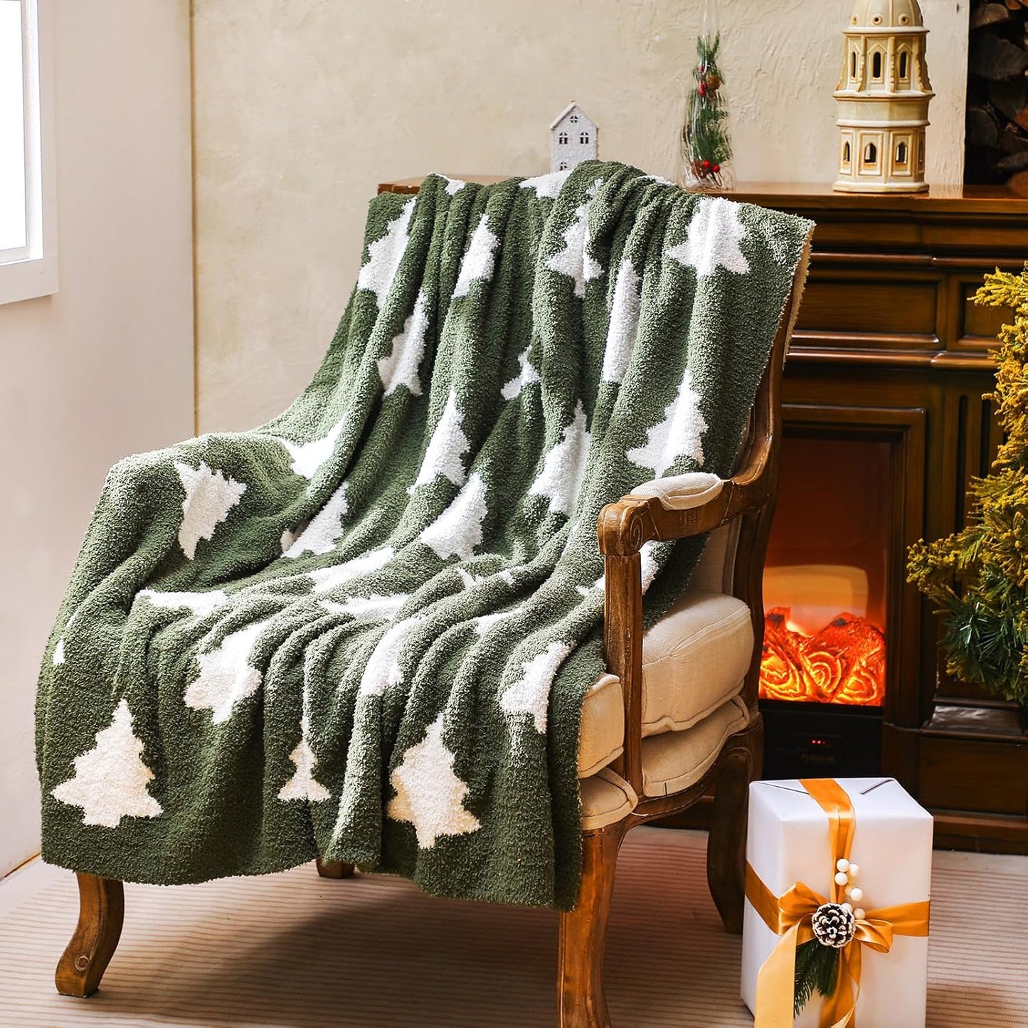 50 X 60'' Halloween Microfiber Throw Blanket Pink Ghost Blanket Soft, Cozy, Fluffy for Living Room, Sofa, Bed (Ghost, Peach Pink)