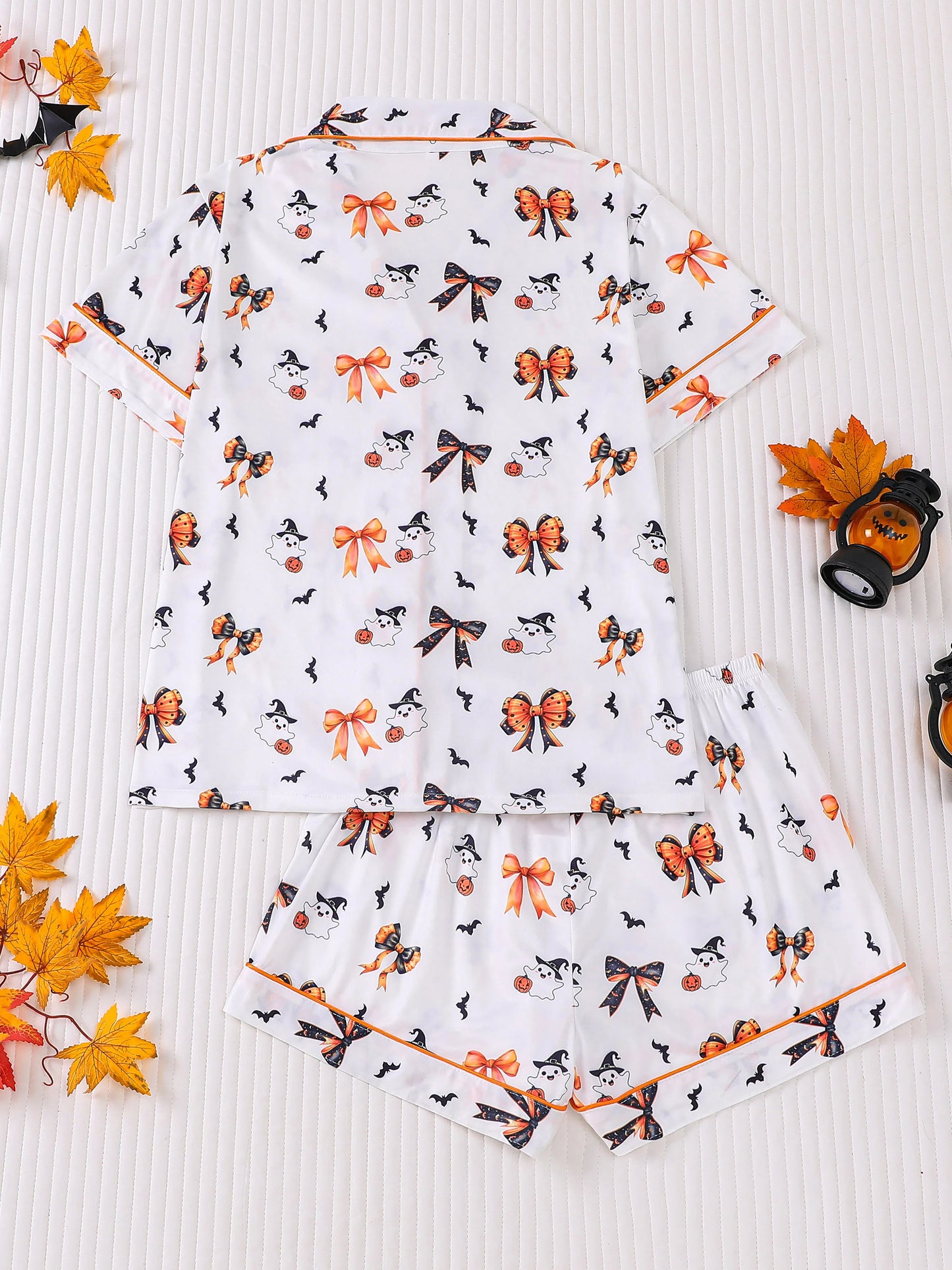 Women'S 2-Piece Cartoon Cute Little Ghost Bow Halloween Party Funny Print Women Can Wear Pajamas Party Set Short Sleeved Lapel
