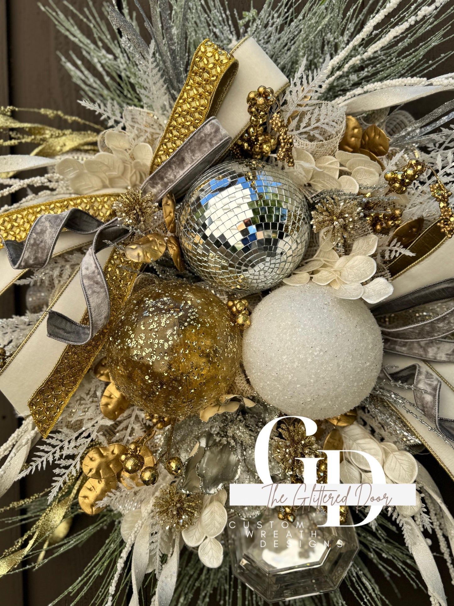 White Silver and Gold Disco Ball glam wreath Jewel Ornament wreath Elegant Christmas Wreath Designer Ribbon Holiday decor Christmas decor