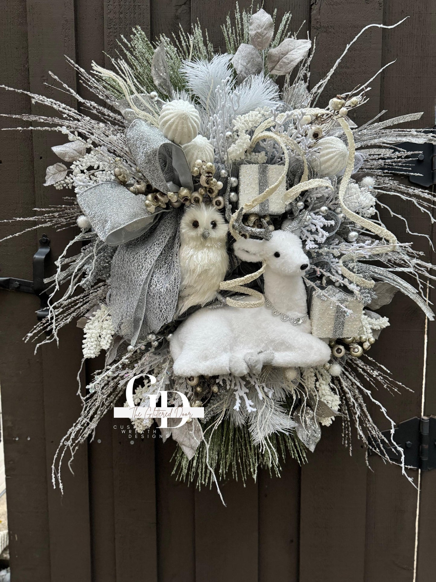White Winter Christmas Wreath Rustic Natural glam wreath White Reindeer Christmas wreath Flocked wreath Owl White Christmas Decor