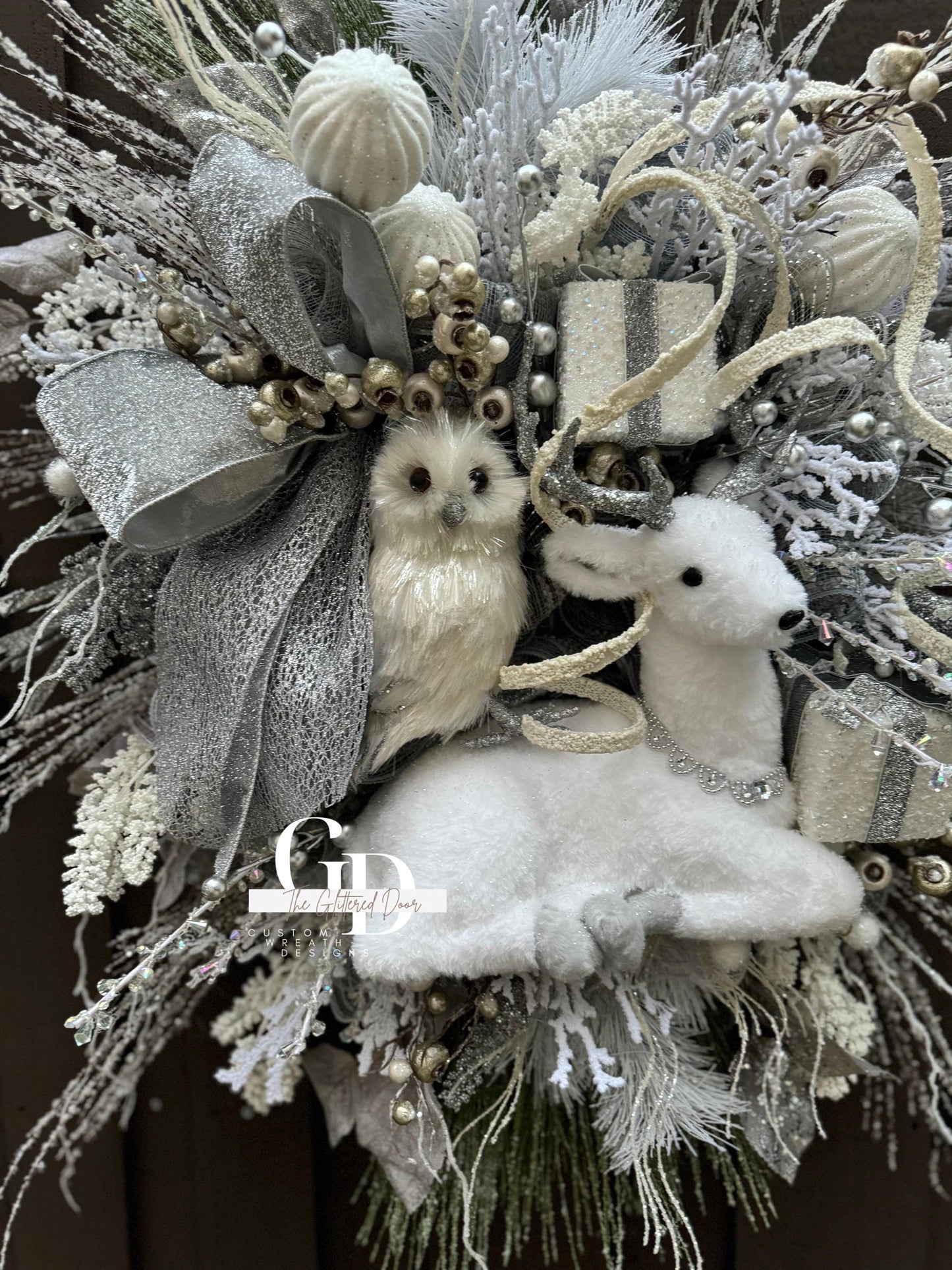 White Winter Christmas Wreath Rustic Natural glam wreath White Reindeer Christmas wreath Flocked wreath Owl White Christmas Decor
