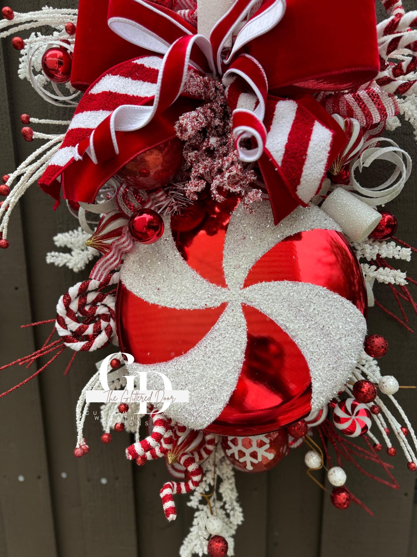 Candy Cane Christmas wreath Red and White Christmas wreath Candyland Designer Ribbon Holiday wreath Holiday decor Christmas decor