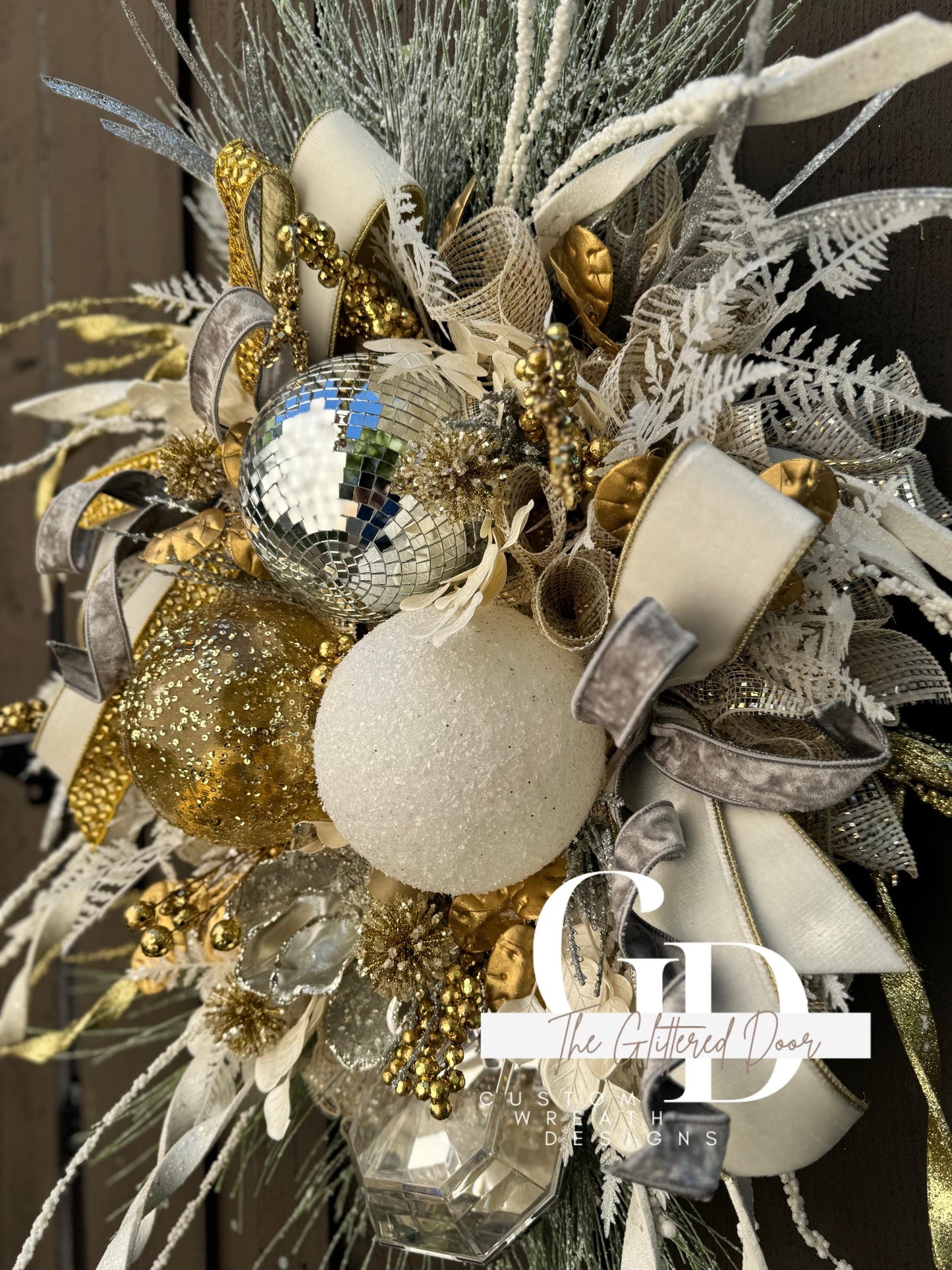 White Silver and Gold Disco Ball glam wreath Jewel Ornament wreath Elegant Christmas Wreath Designer Ribbon Holiday decor Christmas decor