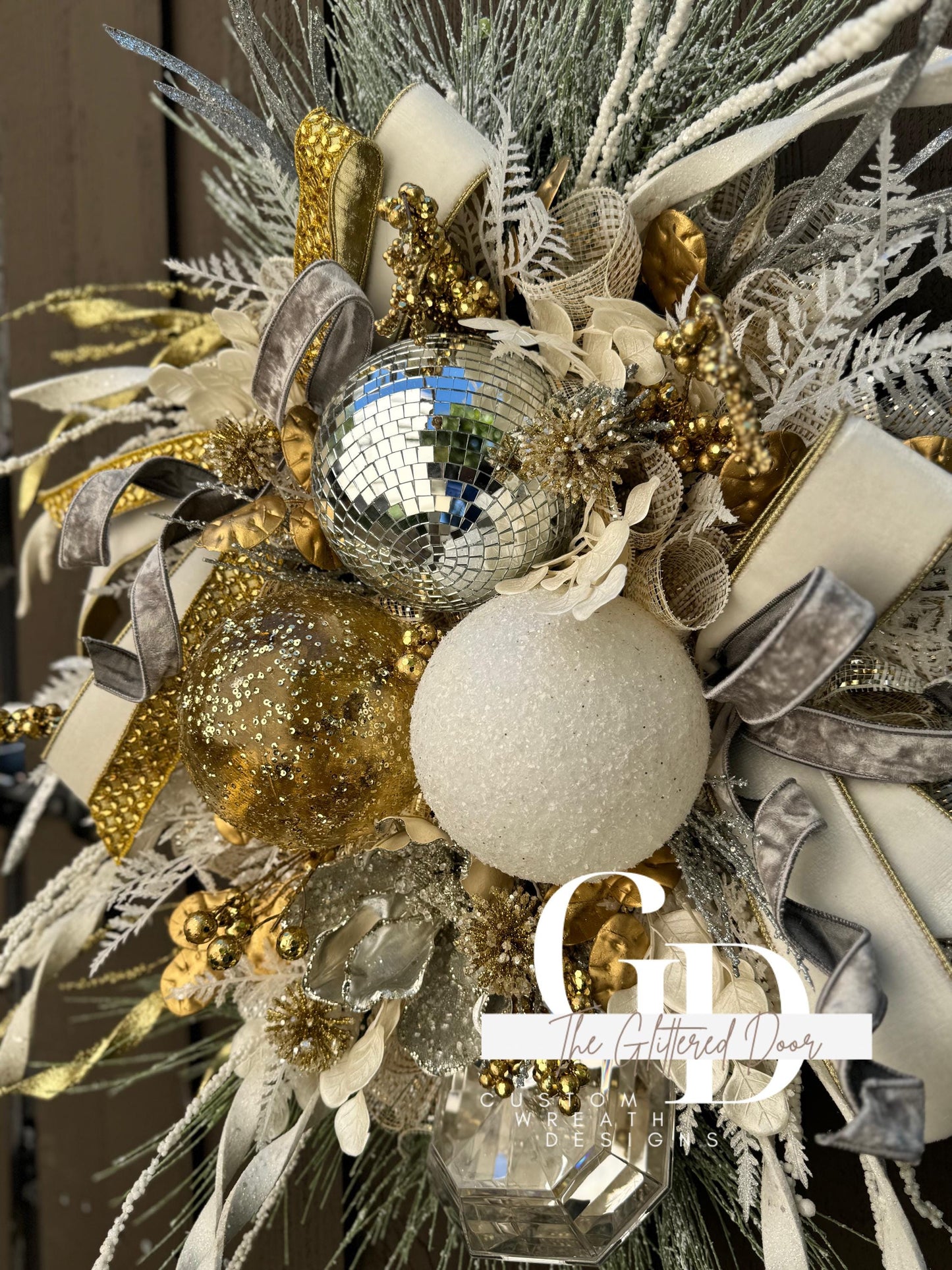 White Silver and Gold Disco Ball glam wreath Jewel Ornament wreath Elegant Christmas Wreath Designer Ribbon Holiday decor Christmas decor