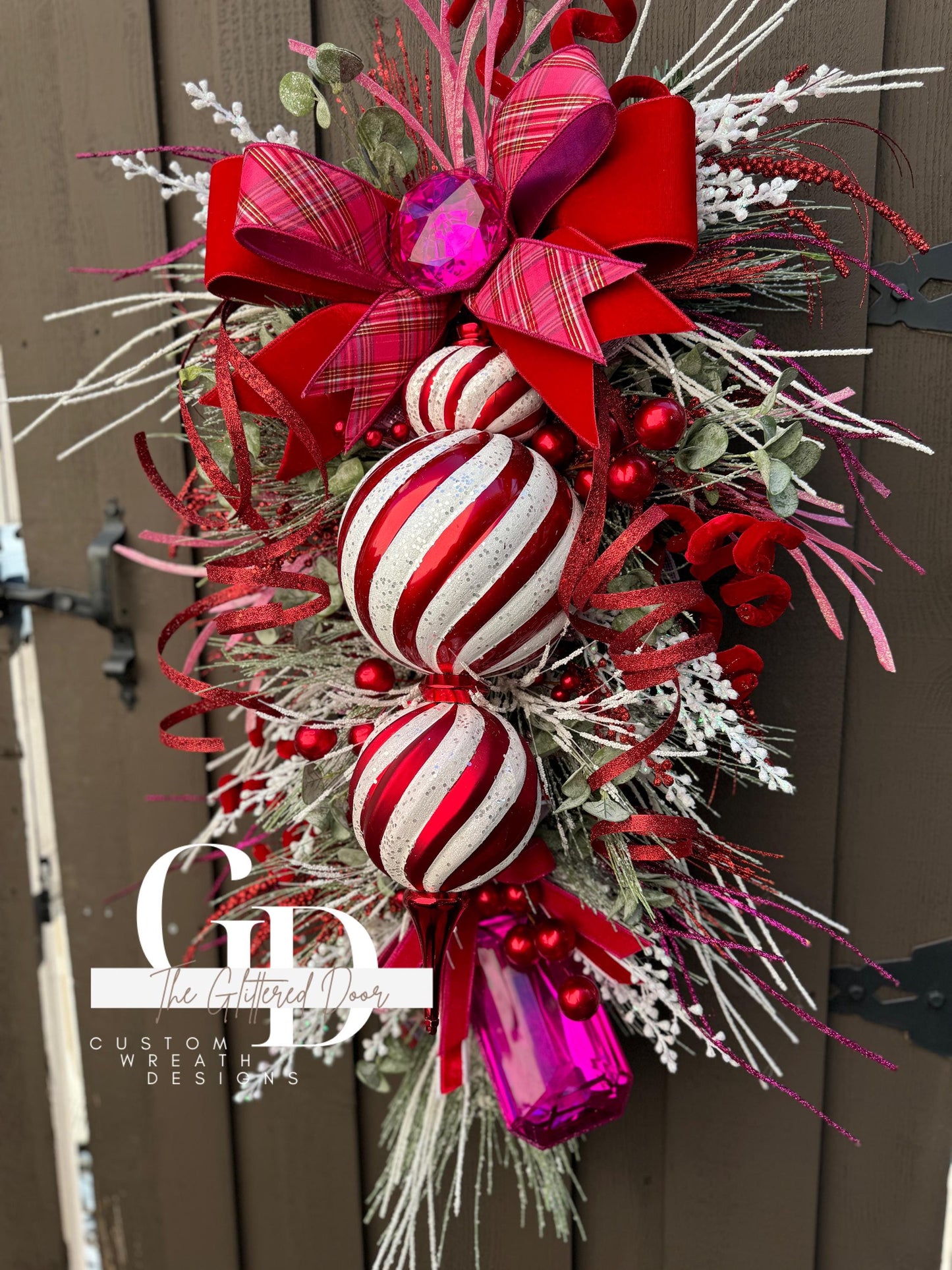 Pink & Red Christmas xl swag wreath Jumbo finial ornament Candy stripe Design Jewel Ornaments wreath Christmas door decor pink gem jewels