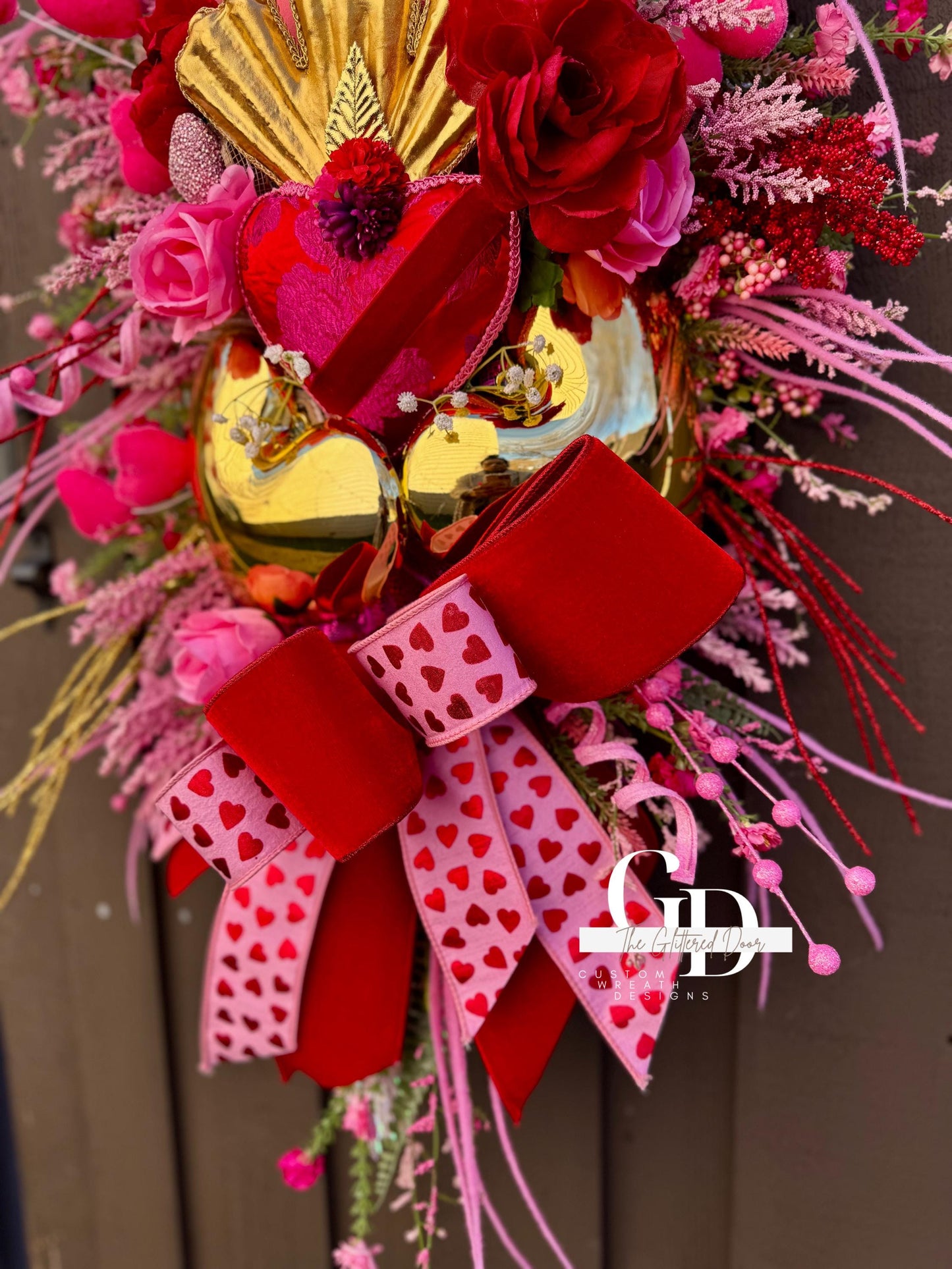 Valentines Day Pink and Red swag wreath Glam wreath Holiday decor Heart wreath for winter Valentines decor Elegant wreath