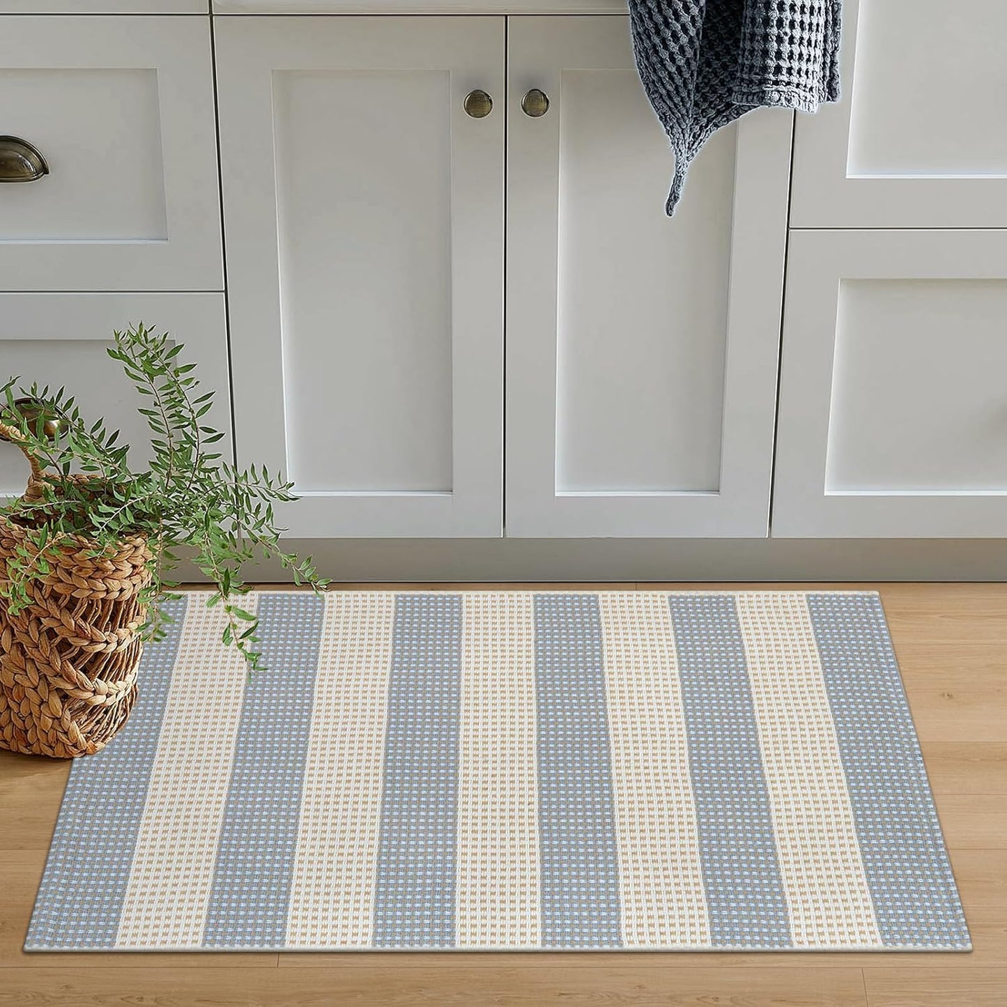Washable Outdoor Rug 3'X5', Blue/White/Tan Outdoor Area Rug Entryway Rugs Indoor Door Mat Front Porch Rug Cotton Small Checkered Rug Floor Carpet for Entry/Patio/Bedroom/Living Room