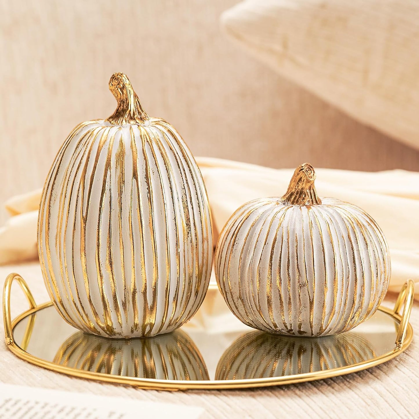 Thanksgiving Resin Pumpkins Fall Decor, Brown and White Decorative Pumpkins Figurine, Artificial Carved Faux Pumpkin Statues for Rustic Fall Tabletop Home Decor, Farmhouse, Autumn, Harvest, Wedding