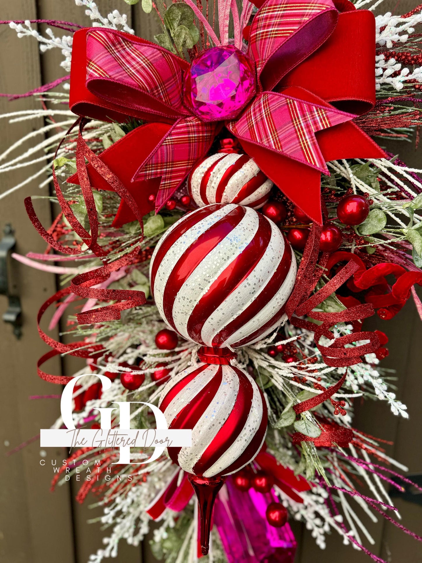 Pink & Red Christmas xl swag wreath Jumbo finial ornament Candy stripe Design Jewel Ornaments wreath Christmas door decor pink gem jewels