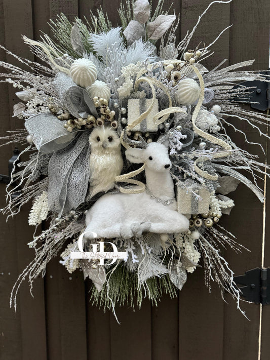 White Winter Christmas Wreath Rustic Natural glam wreath White Reindeer Christmas wreath Flocked wreath Owl White Christmas Decor