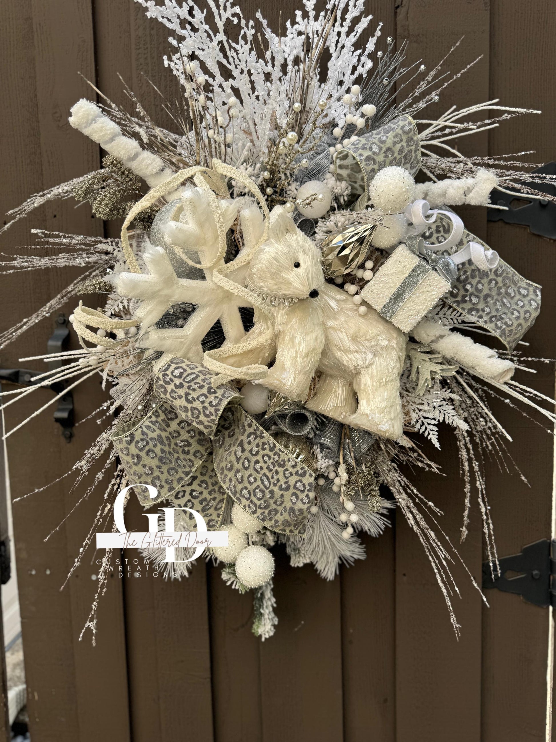 White Winter Wonderland Snowflake Christmas Wreath Rustic Natural glam wreath Polar Bear Christmas wreath Flocked wreath Christmas Decor