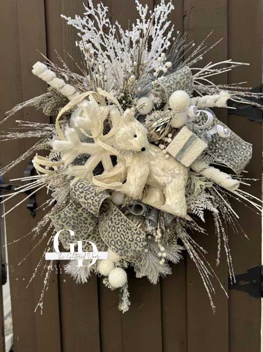 White Winter Wonderland Snowflake Christmas Wreath Rustic Natural glam wreath Polar Bear Christmas wreath Flocked wreath Christmas Decor