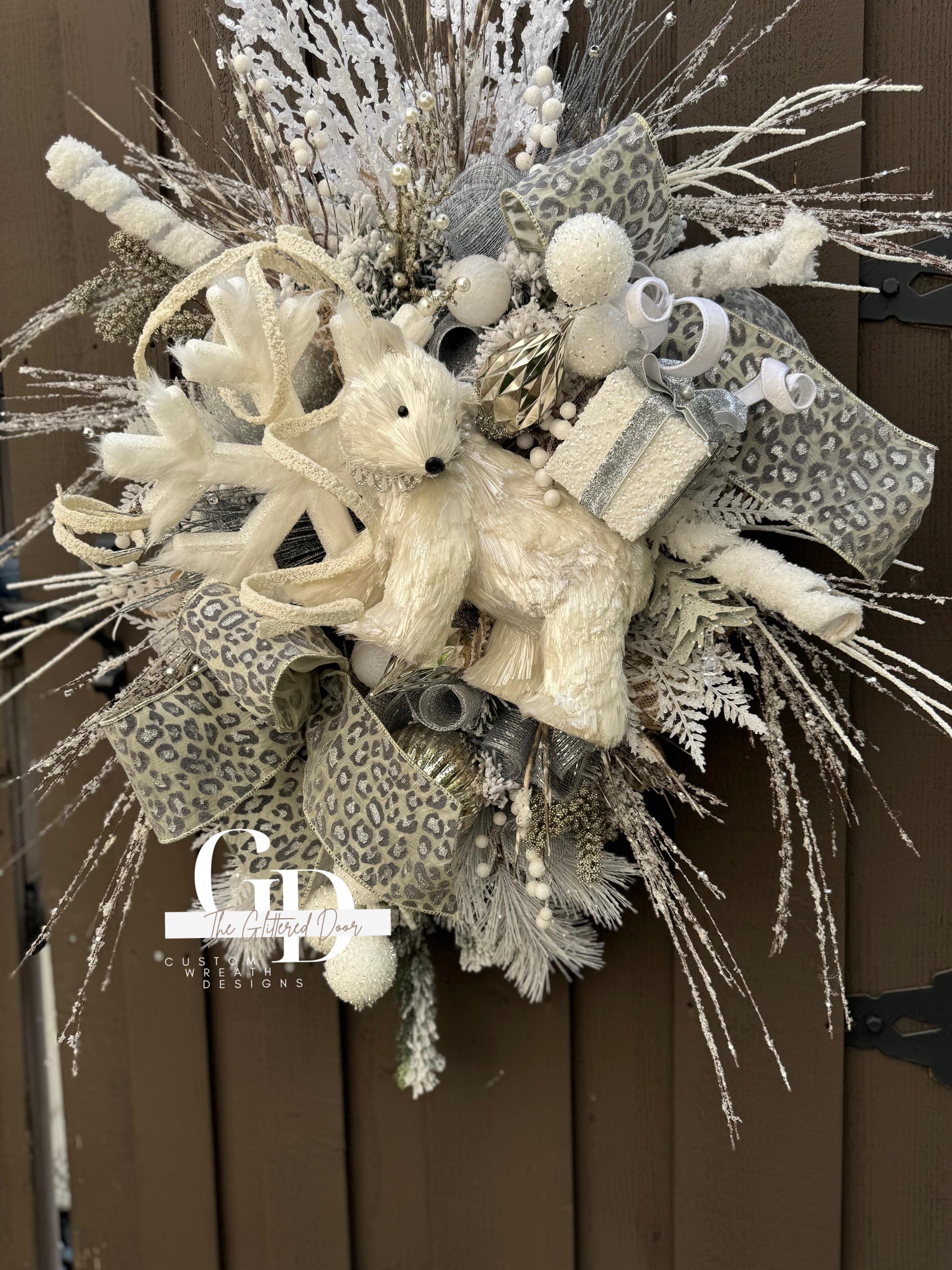 White Winter Wonderland Snowflake Christmas Wreath Rustic Natural glam wreath Polar Bear Christmas wreath Flocked wreath Christmas Decor