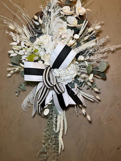 Custom Hydrangea Wreath for Everyday Use - Modern Farmhouse Door Decor in Neutral Colors