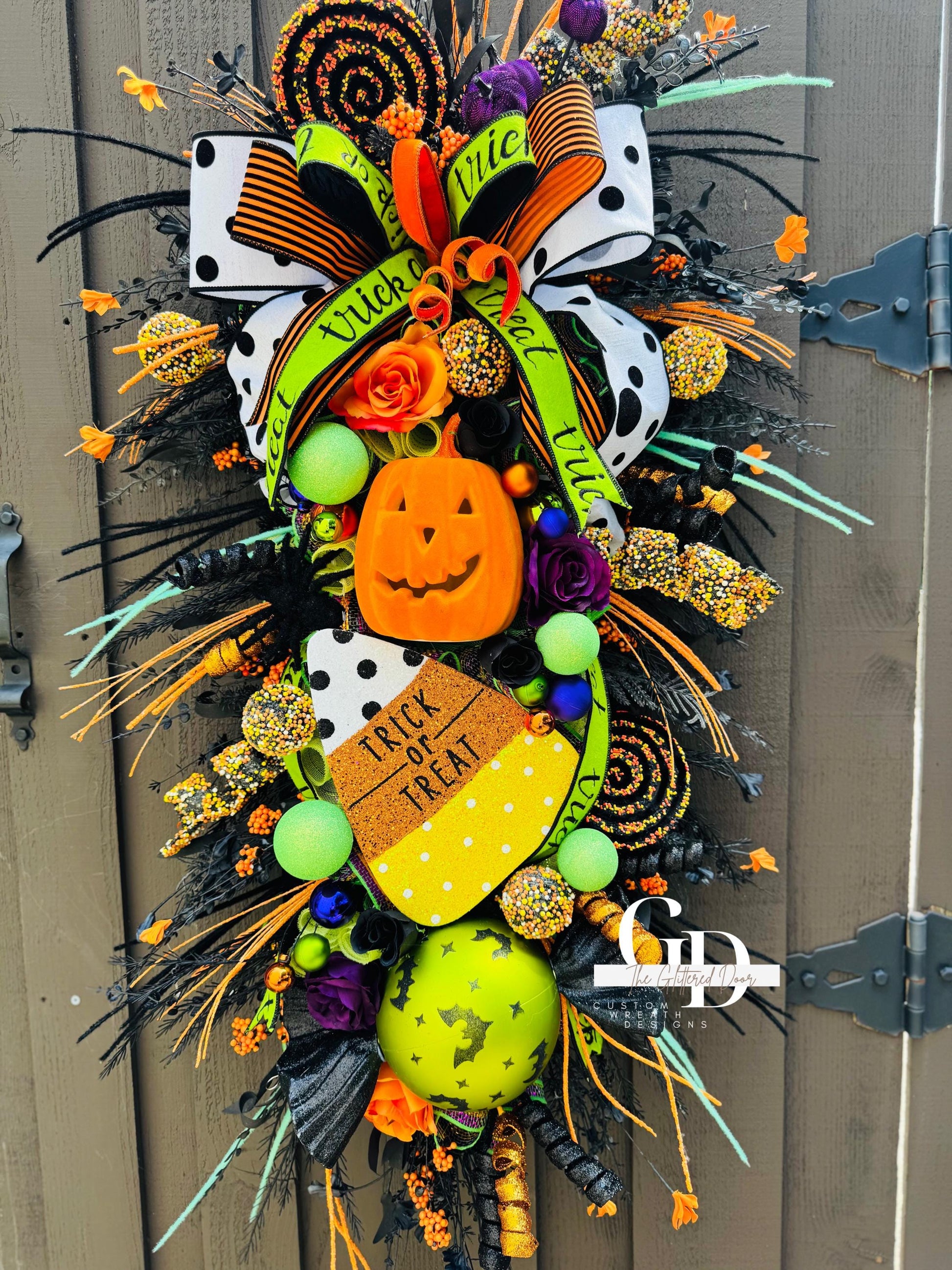 Oversized Halloween Wreath Orange pumpkin wreath Fall Front door Decor Halloween Decor front door wreath for fall Trick or Treat