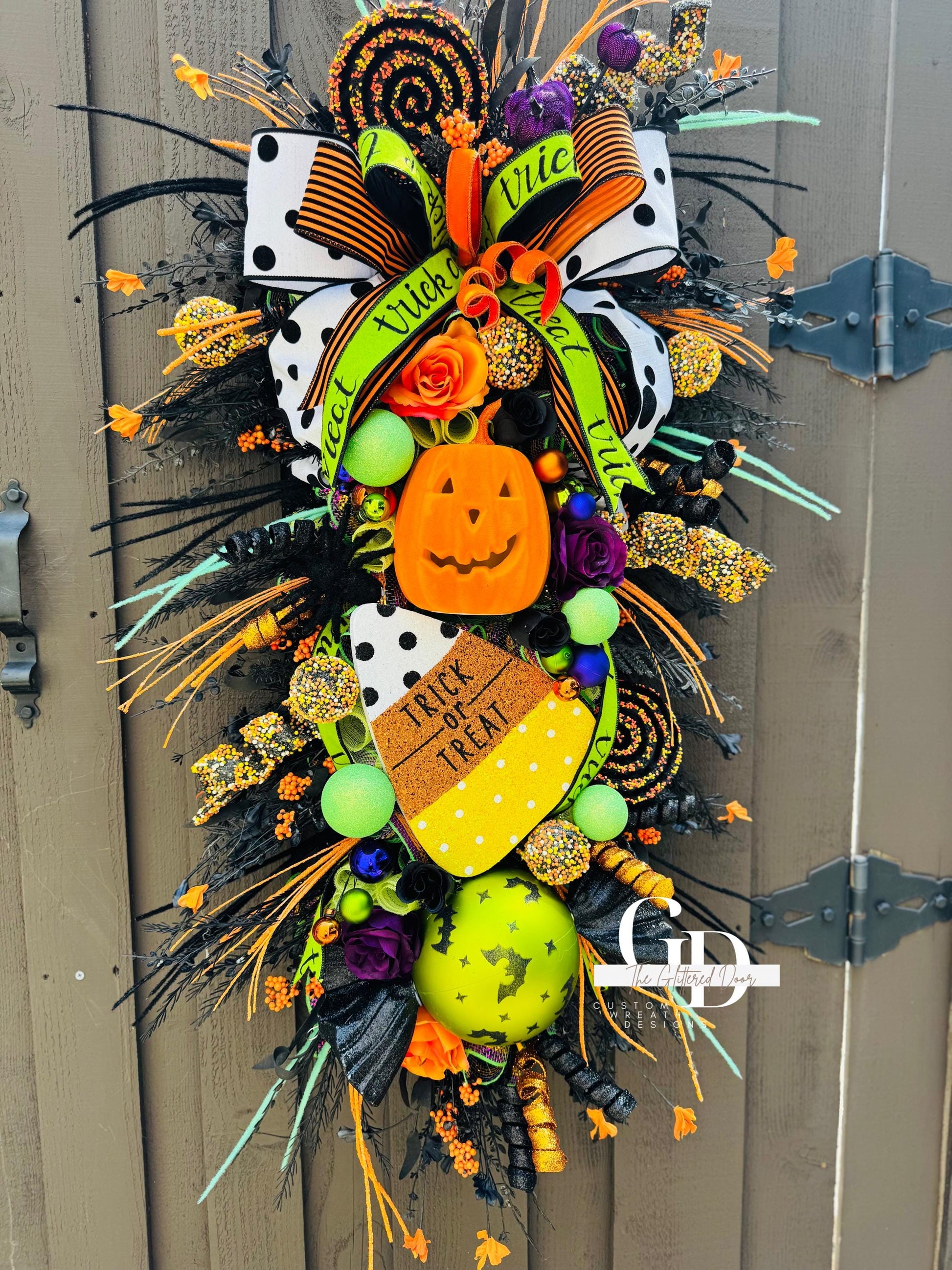 Oversized Halloween Wreath Orange pumpkin wreath Fall Front door Decor Halloween Decor front door wreath for fall Trick or Treat
