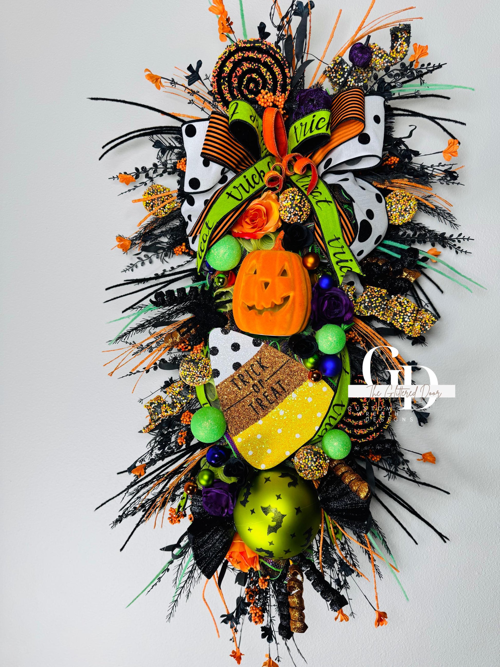 Oversized Halloween Wreath Orange pumpkin wreath Fall Front door Decor Halloween Decor front door wreath for fall Trick or Treat