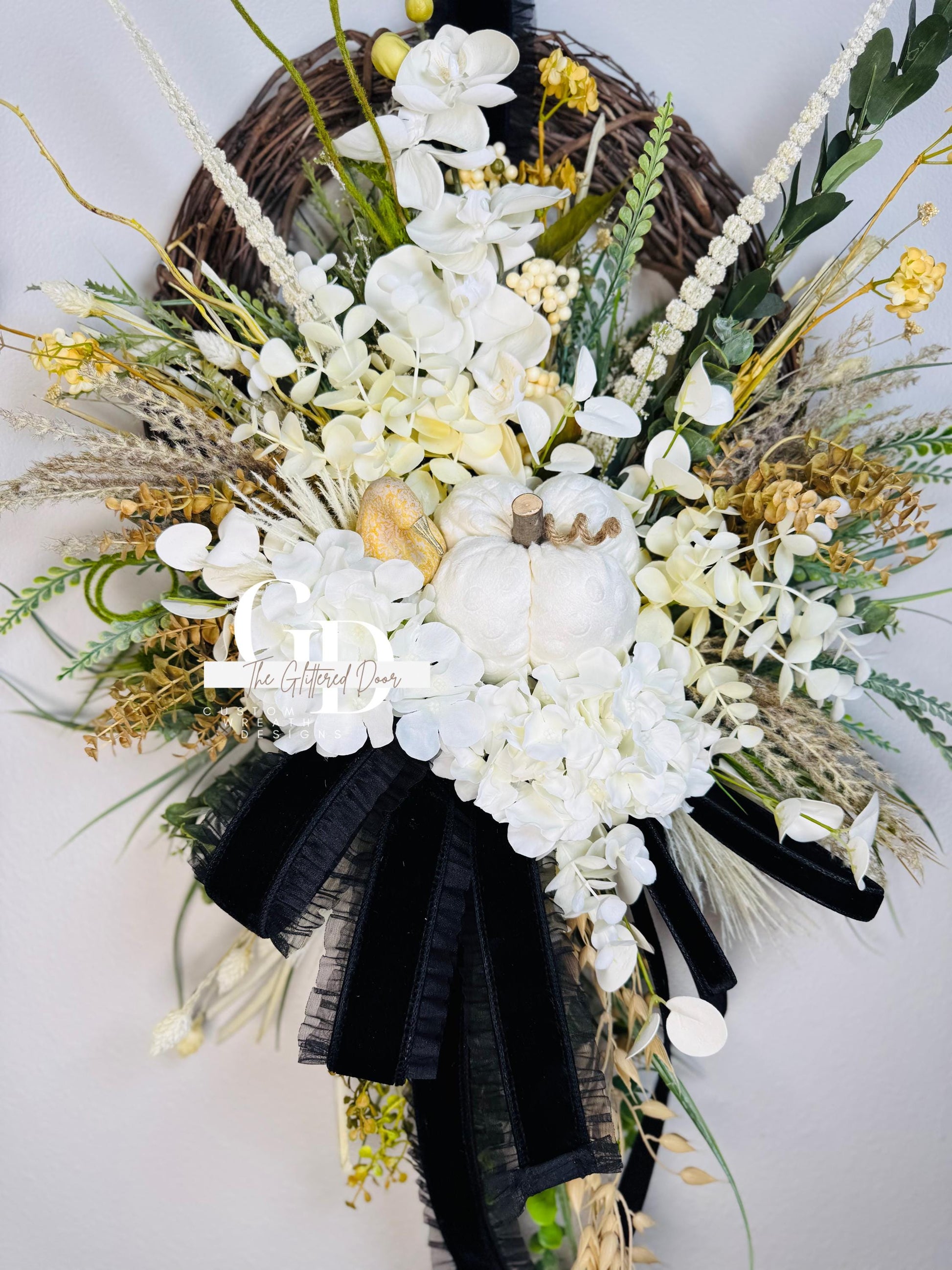 Fall Wreath Black and White fall decor Pumpkin decor Fall Porch decor Thanksgiving wreath Outdoor wreath Autumn wreath Made to Order