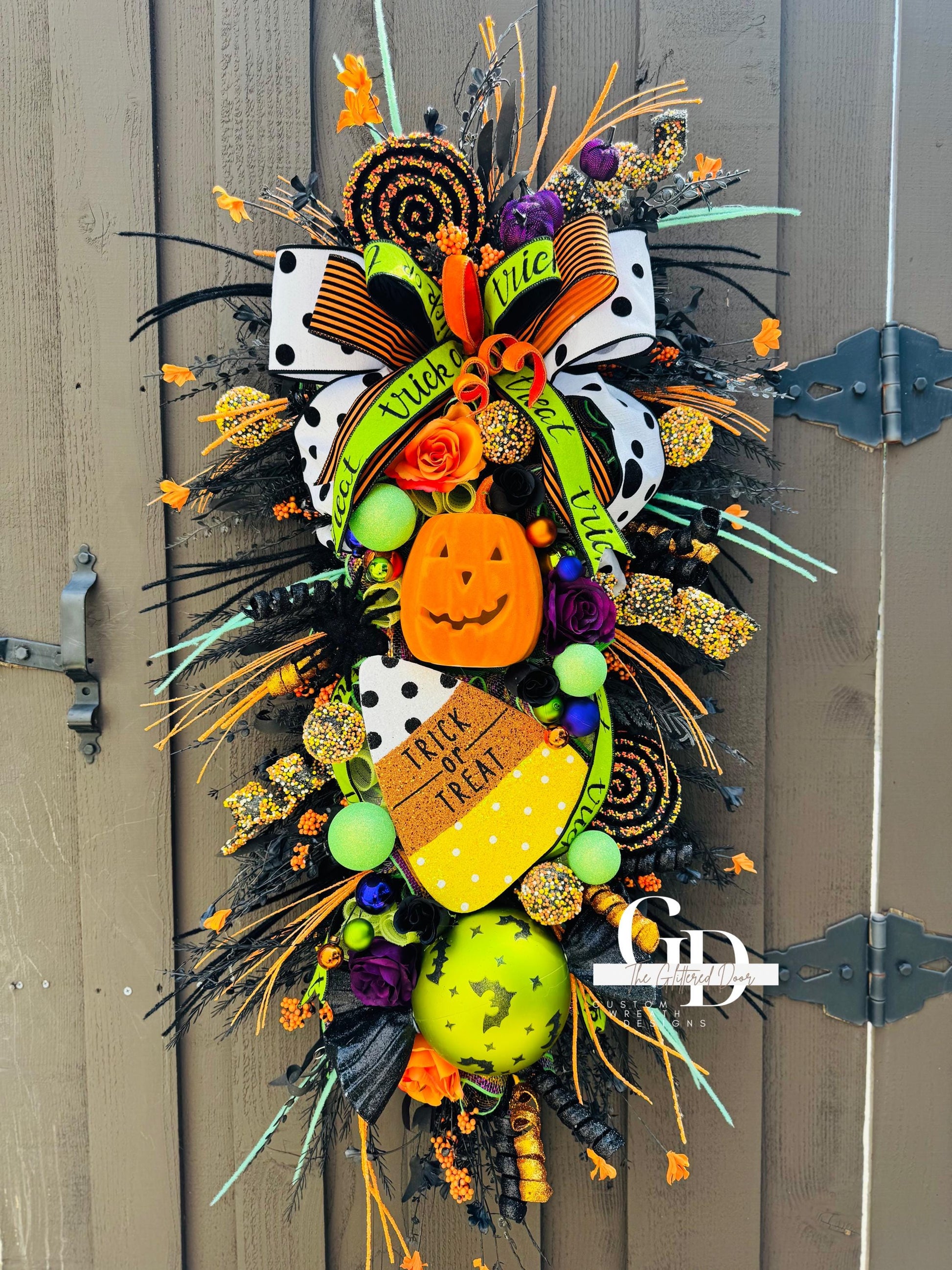 Oversized Halloween Wreath Orange pumpkin wreath Fall Front door Decor Halloween Decor front door wreath for fall Trick or Treat