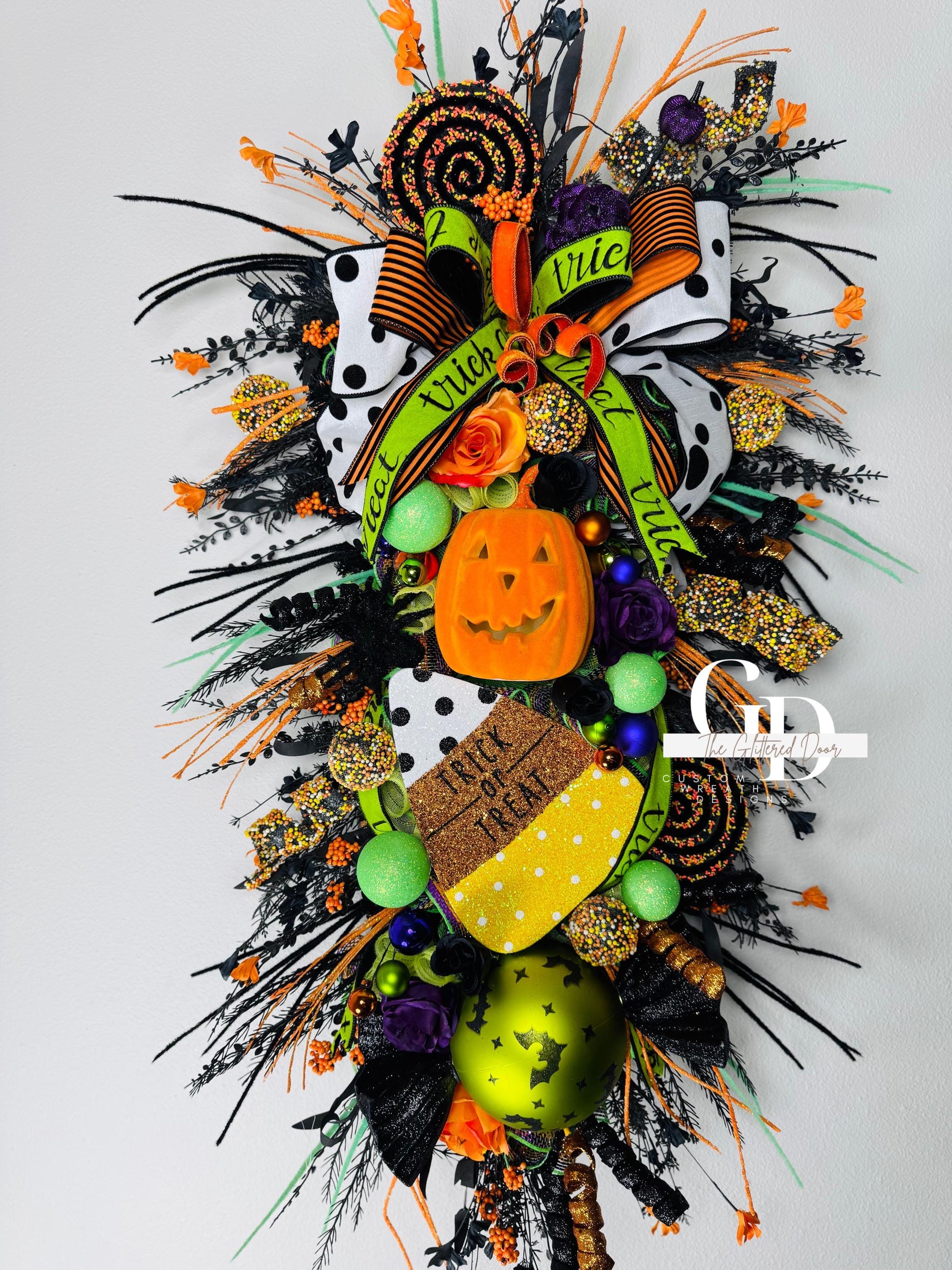 Oversized Halloween Wreath Orange pumpkin wreath Fall Front door Decor Halloween Decor front door wreath for fall Trick or Treat