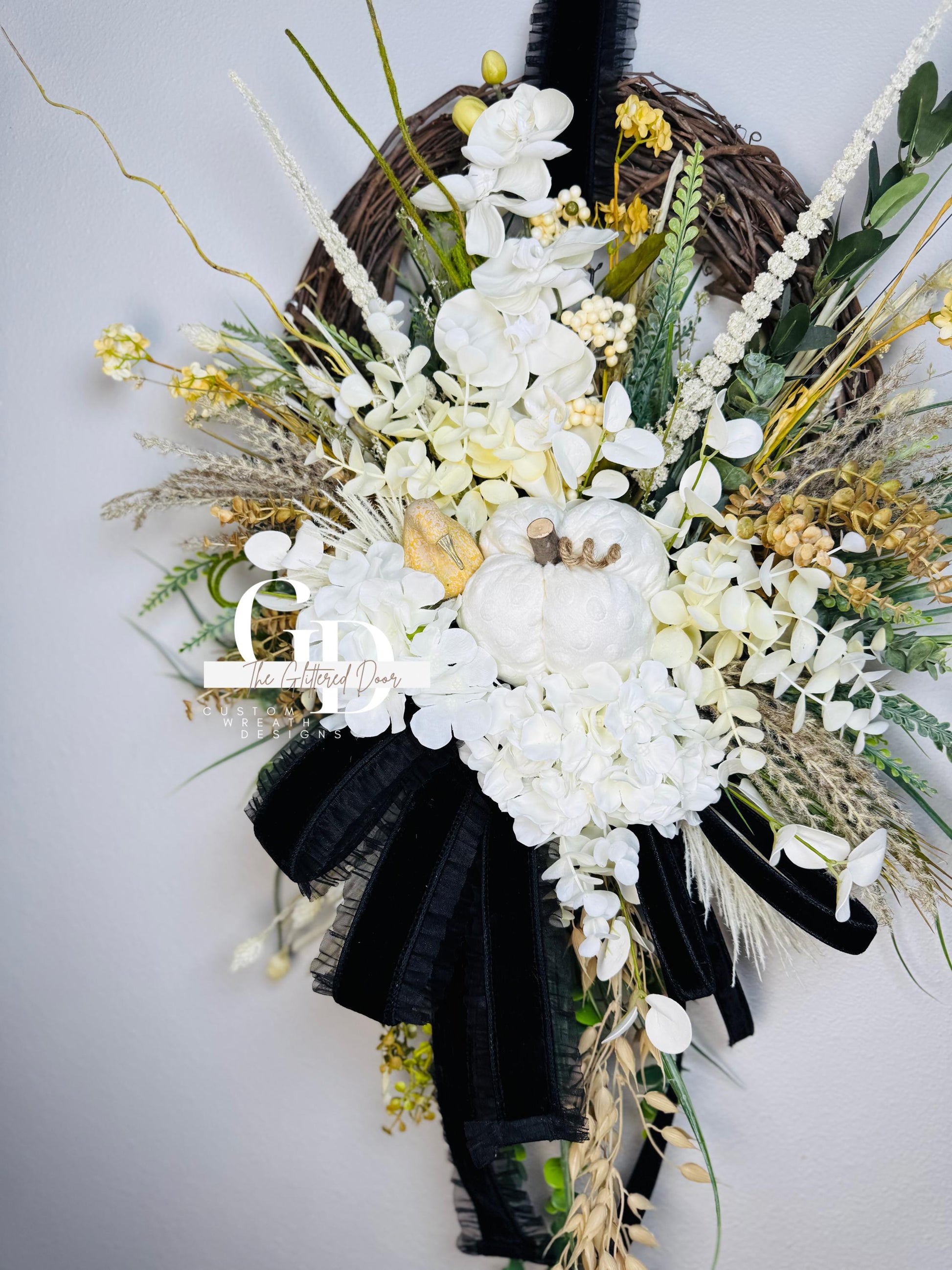 Fall Wreath Black and White fall decor Pumpkin decor Fall Porch decor Thanksgiving wreath Outdoor wreath Autumn wreath Made to Order