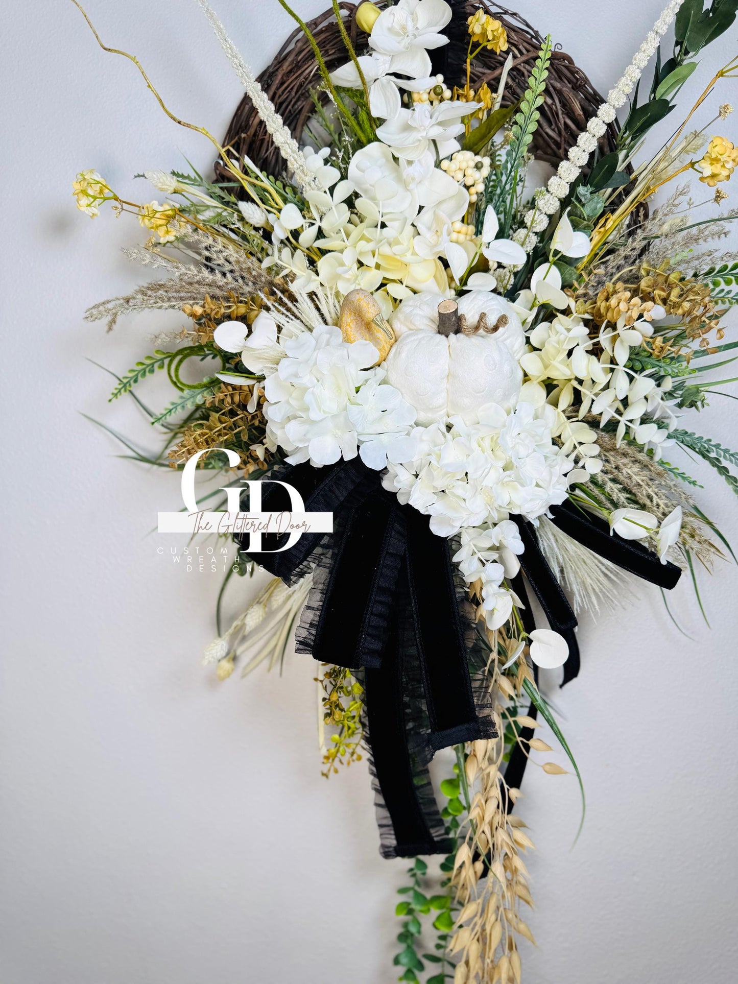 Fall Wreath Black and White fall decor Pumpkin decor Fall Porch decor Thanksgiving wreath Outdoor wreath Autumn wreath Made to Order