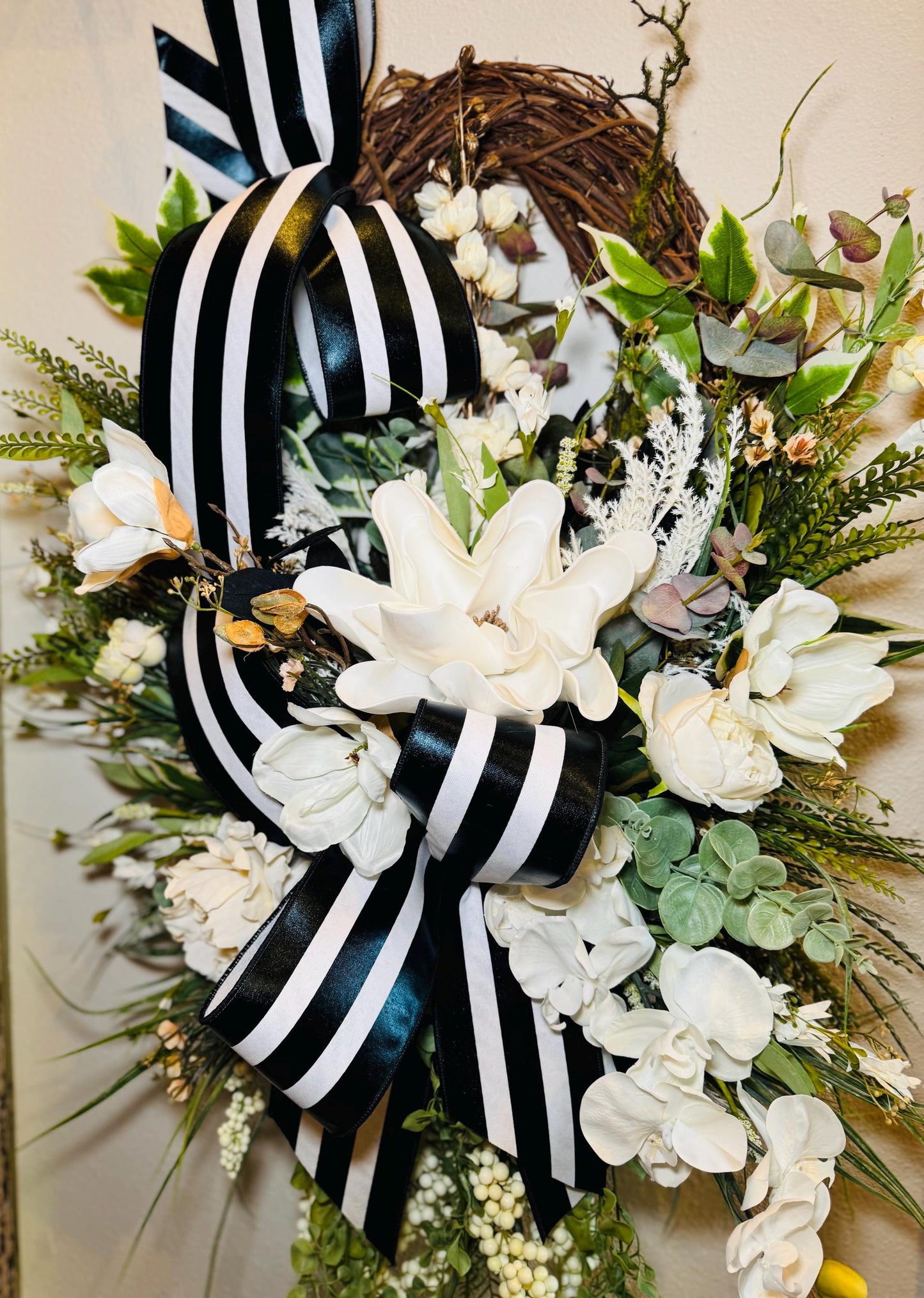 Custom Hydrangea Wreath for Everyday Use - Modern Farmhouse Door Decor in Neutral Colors