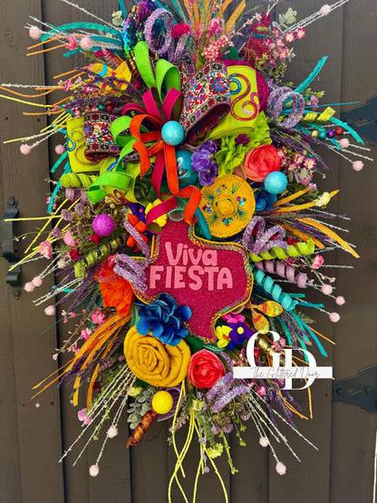 Viva Fiesta Swag Wreath - 32" Cinco de Mayo Wreath for Festive Party Decor