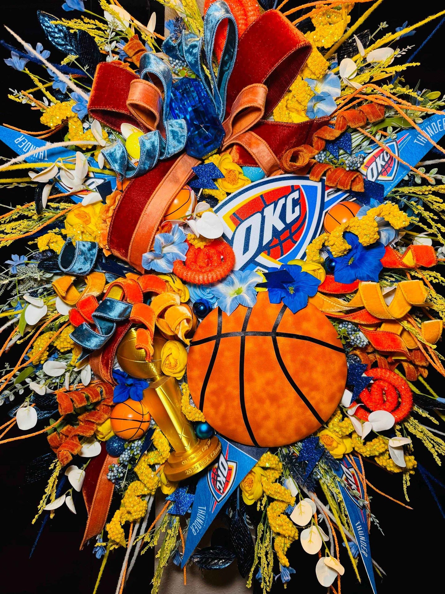 Oklahoma Basketball Fan Wreath for Front Door, Sports Fan Decor, Basketball Wreath, Game Day Door Decor, Sports Fan Gift